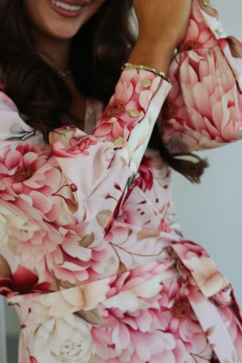 Sukienka kopertowa różowa wiązana w pasie ANNA