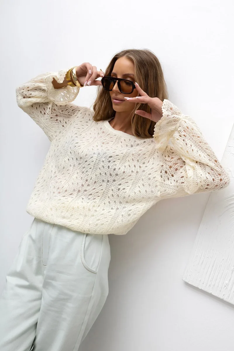 Butik online z odzieżą damską Sweterek ecru ażurowy NERINA | Butik MAMIBO